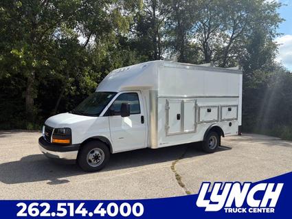 2025 GMC Savana Waterford WI