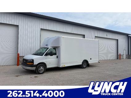 2025 GMC Savana Waterford WI