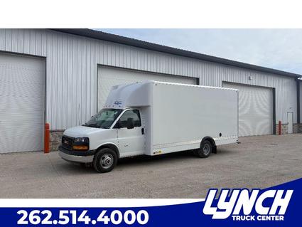 2025 GMC Savana Waterford WI