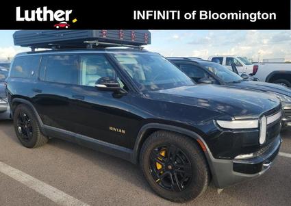 2023 Rivian R1S Minneapolis MN