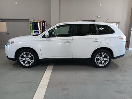 2014 Mitsubishi Outlander Manchester IA