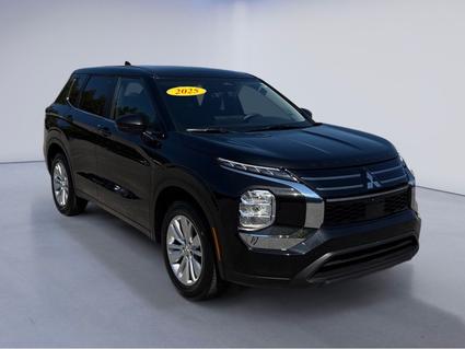 2025 Mitsubishi Outlander Oak Ridge TN