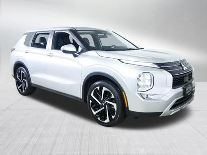 2023 Mitsubishi Outlander Minneapolis MN
