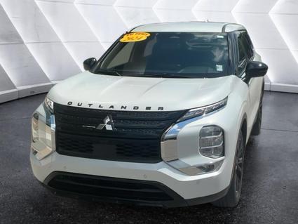 2024 Mitsubishi Outlander Evansville IN