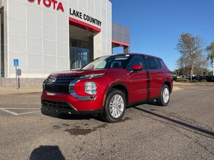 2022 Mitsubishi Outlander Brainerd MN