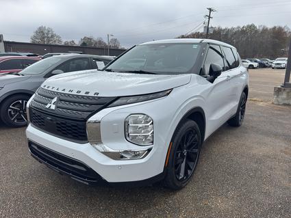 2023 Mitsubishi Outlander Saltillo MS
