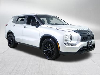 2022 Mitsubishi Outlander Minneapolis MN