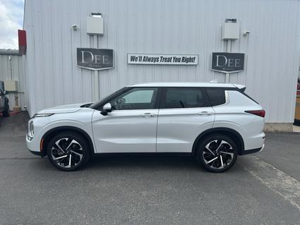 2023 Mitsubishi Outlander Anaconda MT
