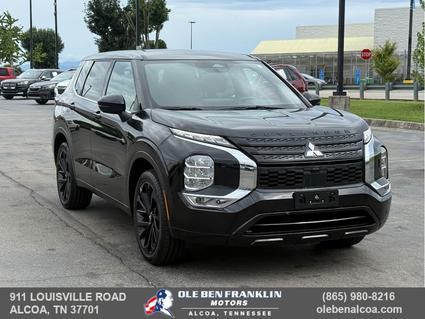 2023 Mitsubishi Outlander Oak Ridge TN
