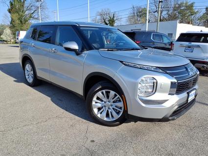 2025 Mitsubishi Outlander Roanoke VA