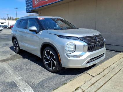 2022 Mitsubishi Outlander Indiana PA