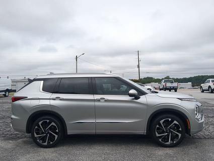 2022 Mitsubishi Outlander Winder GA