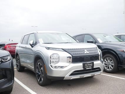 2024 Mitsubishi Outlander Minneapolis MN