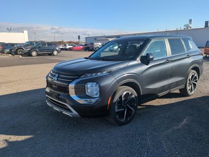 2024 Mitsubishi Outlander Warsaw IN