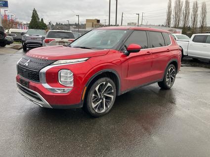 2024 Mitsubishi Outlander  