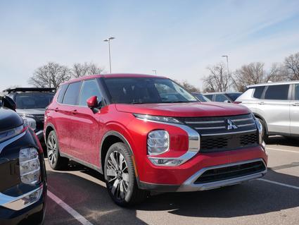 2025 Mitsubishi Outlander Minneapolis MN