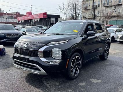 2022 Mitsubishi Outlander Long Island City NY