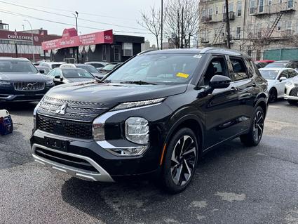 2022 Mitsubishi Outlander Long Island City NY