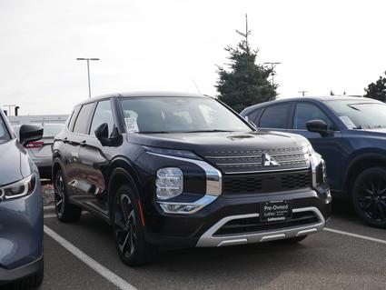 2024 Mitsubishi Outlander Minneapolis MN