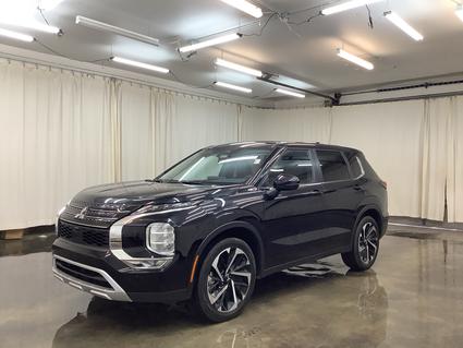 2024 Mitsubishi Outlander Warsaw IN