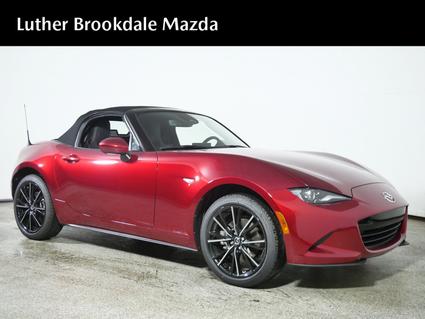 2025 Mazda MX-5 Miata Minneapolis MN
