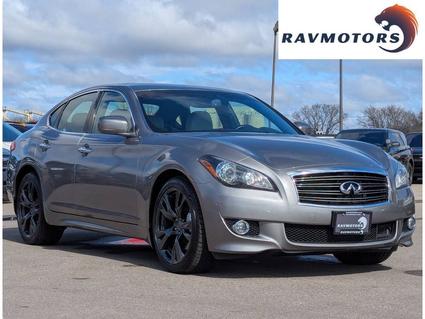 2013 INFINITI M56x Burnsville MN