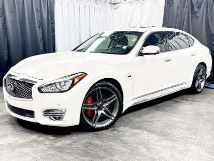 2016 Infiniti Q70L Elmont NY