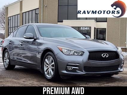 2015 INFINITI Q50 Burnsville MN