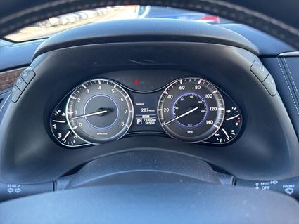 2017 INFINITI QX80 Sheboygan WI