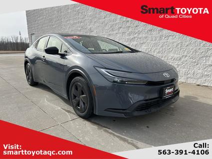 2024 Toyota Prius Davenport IA