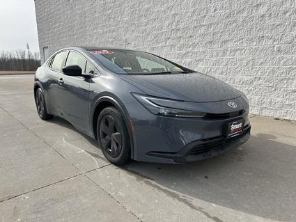 2024 Toyota Prius Davenport IA