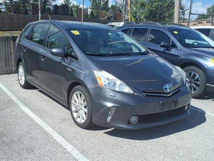 2012 Toyota Prius v Saint Louis MO