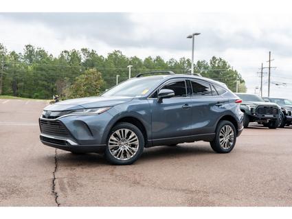 2022 Toyota Venza Hernando MS
