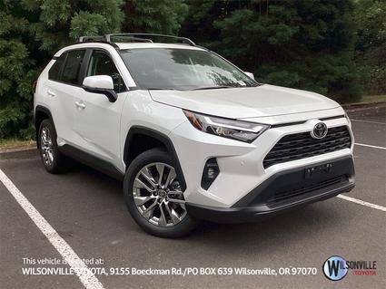 2025 Toyota RAV4 Vero Beach FL