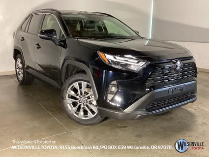 2025 Toyota RAV4 Vero Beach FL