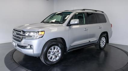 2017 Toyota Land Cruiser