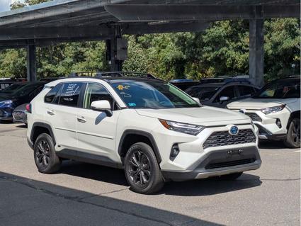 2022 Toyota RAV4 Manchester CT