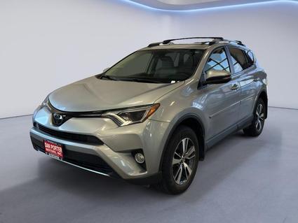 2018 Toyota RAV4 Dickinson ND