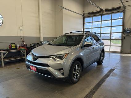 2018 Toyota RAV4 Dickinson ND