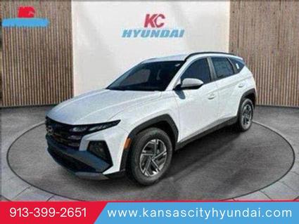 2025 Hyundai Tucson Hybrid Merriam KS