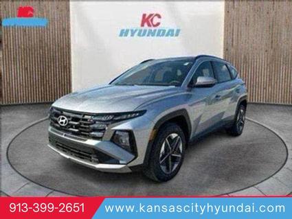 2025 Hyundai Tucson Hybrid Merriam KS