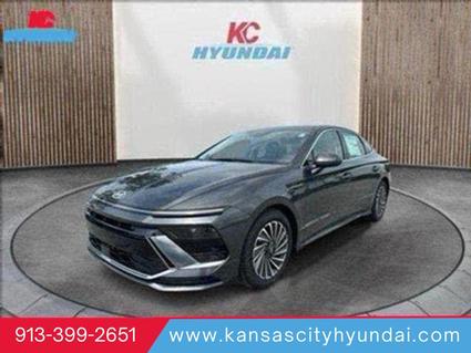 2025 Hyundai Sonata Hybrid Merriam KS