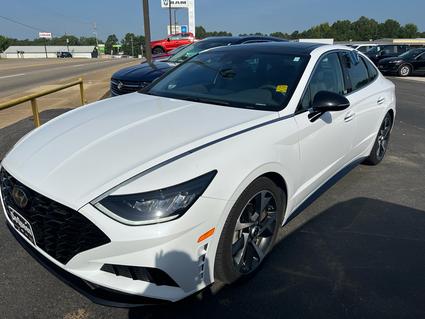 2023 Hyundai Sonata De Queen AR