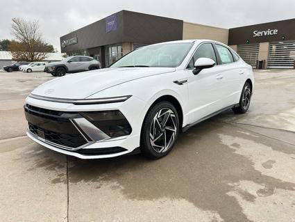 2026 Hyundai Sonata Manhattan KS