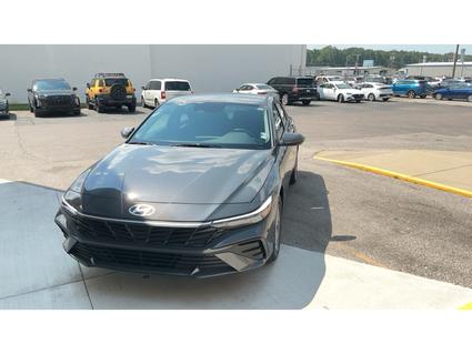 2025 Hyundai Elantra Evansville IN
