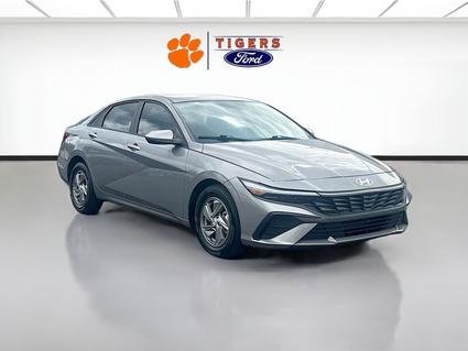 2024 Hyundai Elantra Walhalla SC