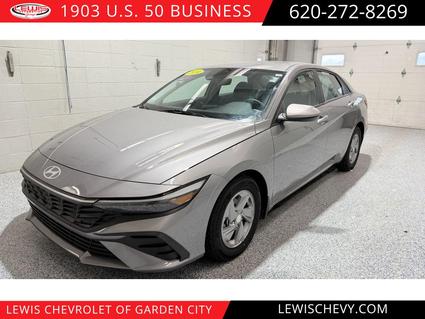 2024 Hyundai Elantra Garden City KS