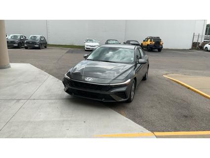2025 Hyundai Elantra Evansville IN
