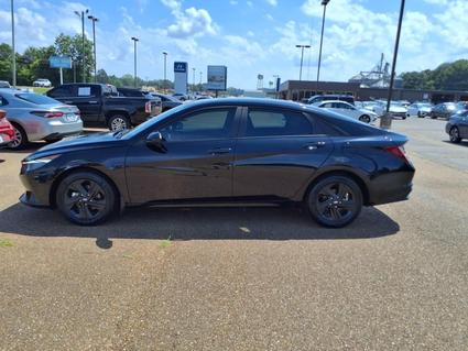 2023 Hyundai Elantra Batesville MS