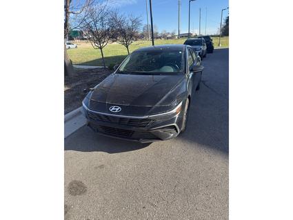 2024 Hyundai Elantra Merriam KS